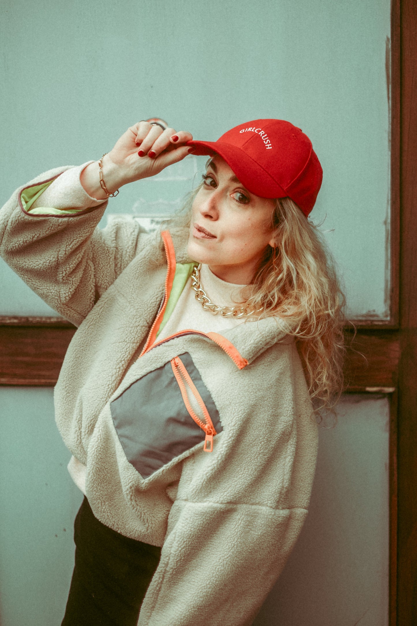 GIRLCRUSH CAP RED